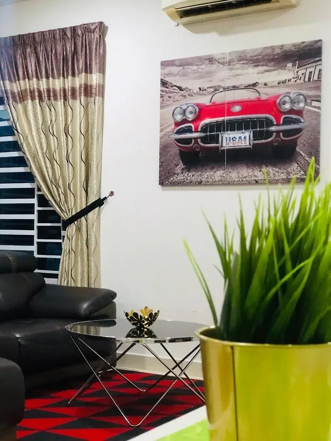 Homestay Teratak Dahlia Τζόχορ Μπάχρου